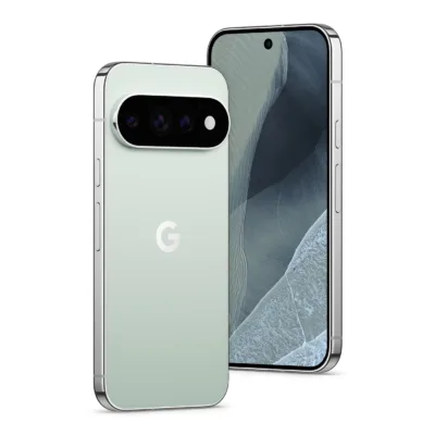 Google Pixel 11 Pro in Fog